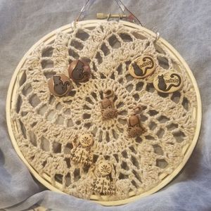 Handmade hypo allergenic cat lover earrings.